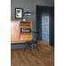 ПВХ плитка Quick-Step Alpha Vinyl Medium Planks Дуб осенний коричневый AVMP40090 - фото в интерьере