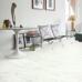 ПВХ плитка Quick-Step Ambient Glue Plus Мрамор каррарский белый AMGP40136 - фото в интерьере