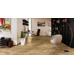 ПВХ плитка Quick-Step Balance Click Каштан винтажный натуральный BACL40029 - фото в интерьере